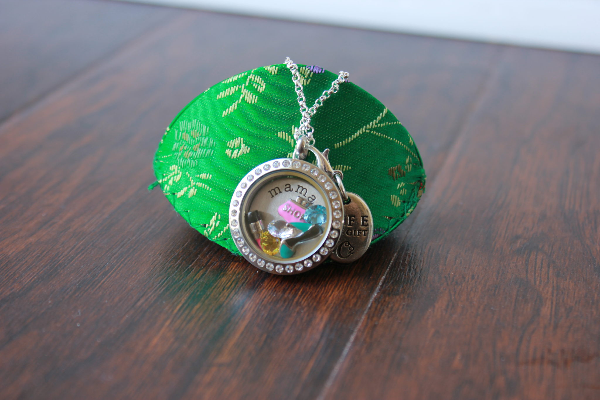 Origami Owl review and giveaway