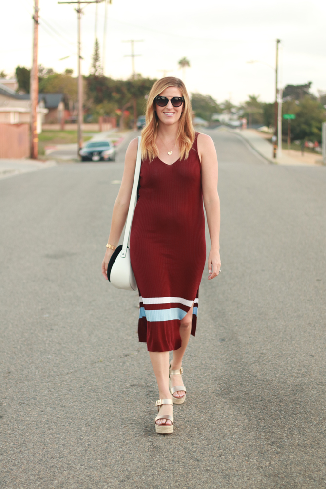 The perfect sweater dress for those few weeks when the weather is changing from summer to fall. - The Fashionista Momma