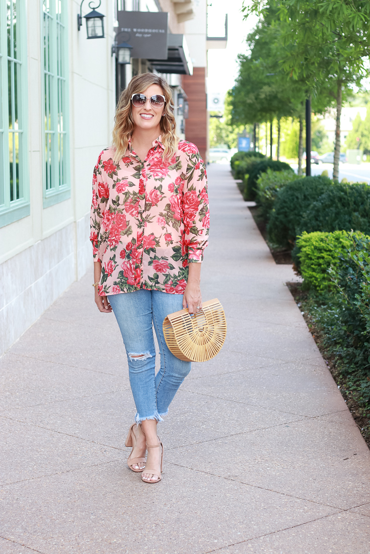 Zara floral shirt styled by popular Los Angeles fashion blogger, The Fashionista Momma