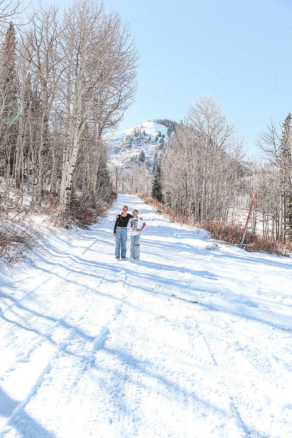 Pacific Globetrotters, budget family travel blog, shares 5 Days in Park City In The Winter With A Dog. Snake Creek Trail