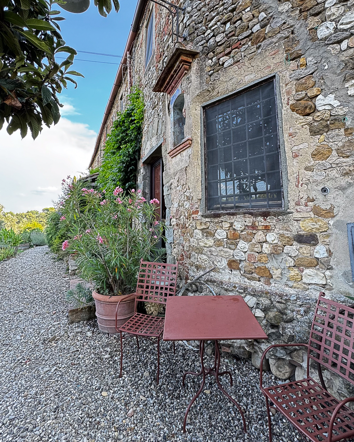 Pacific Globetrotters, budget family travel blog, shares 36 hours in San Casciano in Val di Pesa.